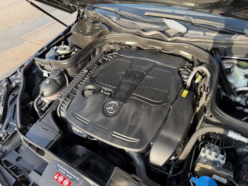 Used 2016 Mercedes-Benz E 350 4MATIC Sedan image 19
