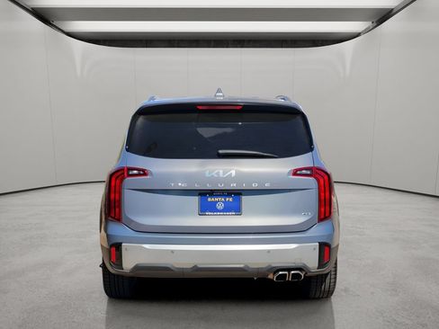 Used 2023 Kia Telluride S AWD/4WD image 2