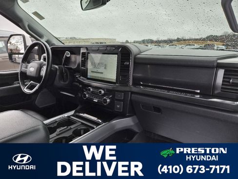 Used 2023 Ford F250 Lariat w/ Sport Appearance Package image 14