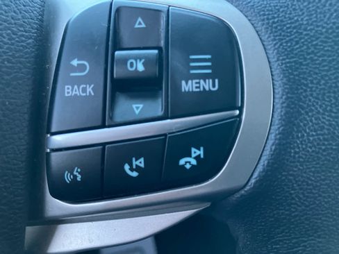 Used 2020 Ford Explorer XLT w/ Equipment Group 202A image 19