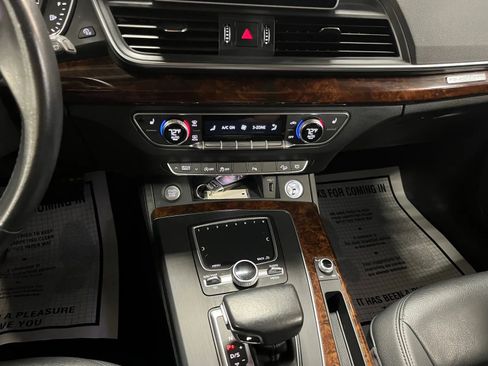 Used 2018 Audi Q5 2.0T Premium Plus w/ Premium Plus Package image 21