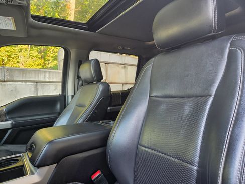 Used 2019 Ford F350 Lariat w/ Lariat Ultimate Package AWD/4WD image 2
