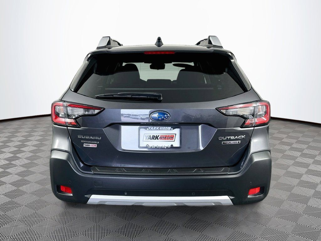 Used 2024 Subaru Outback Touring AWD/4WD image 9