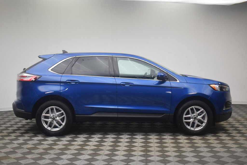 Used 2024 Ford Edge SEL w/ Convenience Package AWD/4WD image 9