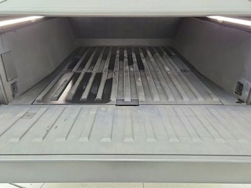 Used 2024 Tesla Cybertruck AWD Crew Cab image 14