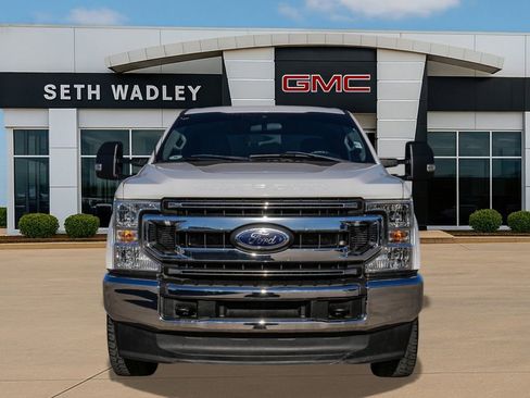 Used 2022 Ford F250 XLT image 2