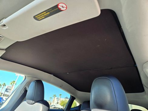 Used 2024 Tesla Model Y Long Range image 7