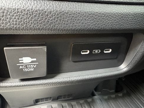 Certified 2025 Honda Passport TrailSport image 29