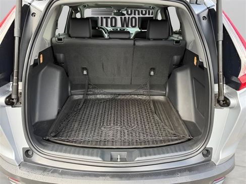 Used 2019 Honda CR-V Touring image 16