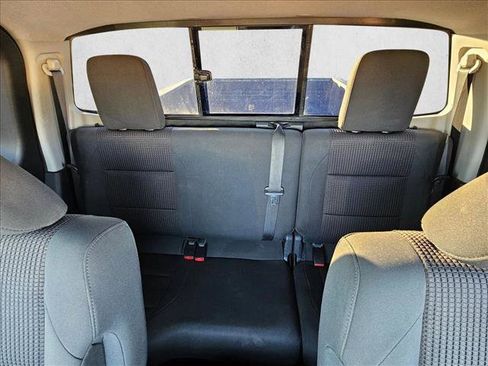 Used 2014 Nissan Titan SV w/ SV Value Truck Package image 17