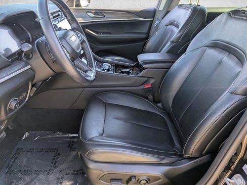 Used 2021 Jeep Grand Cherokee L Limited image 13