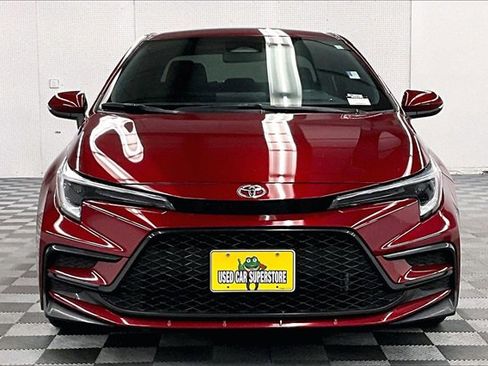 Used 2023 Toyota Corolla SE image 3