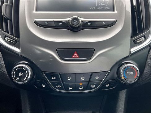 Used 2017 Chevrolet Cruze LT w/ Convenience Package image 31