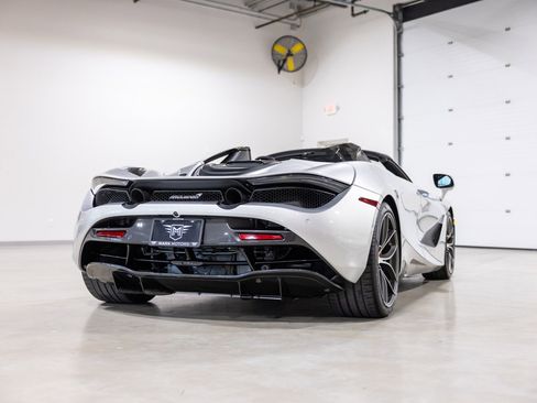 Used 2020 McLaren 720S Performance image 4