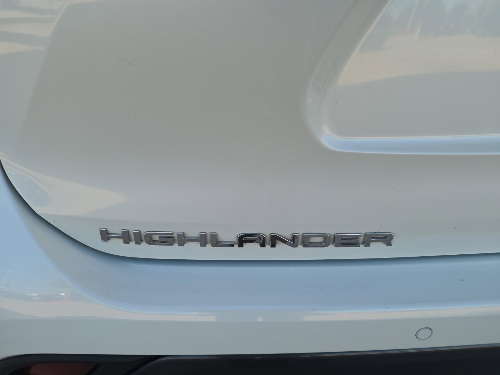 Used 2021 Toyota Highlander Limited FWD image 18