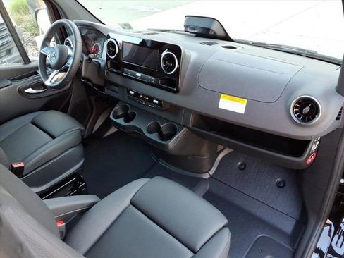 New 2026 Mercedes-Benz Sprinter 2500 image 17