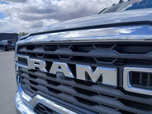 New 2026 RAM 3500 Tradesman AWD/4WD image 30