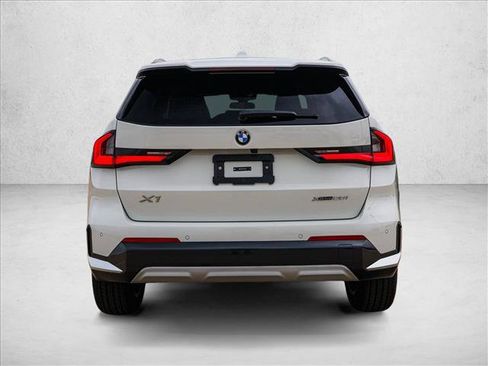New 2027 BMW X1 xDrive28i AWD/4WD image 6