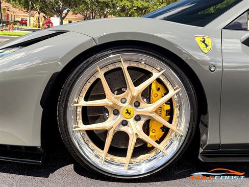 Used 2022 Ferrari F8 Tributo RWD image 42