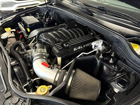Used 2014 Jeep Grand Cherokee SRT image 30