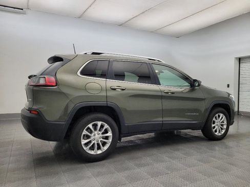 Used 2019 Jeep Cherokee Latitude w/ Popular Appearance Group image 10