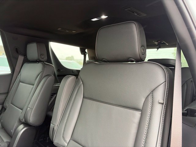 New 2026 GMC Yukon Denali w/ Denali Reserve Package AWD/4WD image 40