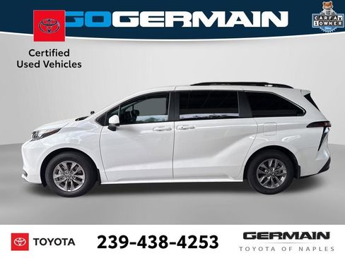 Used 2026 Toyota Sienna LE FWD image 3