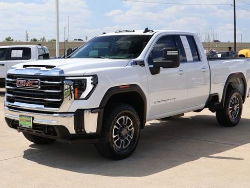 Used 2024 GMC Sierra 2500 SLE w/ SLE Value Package; AWD/4WD image 3