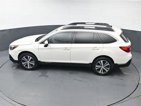 Used 2019 Subaru Outback 2.5i Limited image 40