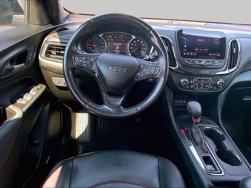Used 2022 Chevrolet Equinox RS w/ RS Leather Package FWD image 6