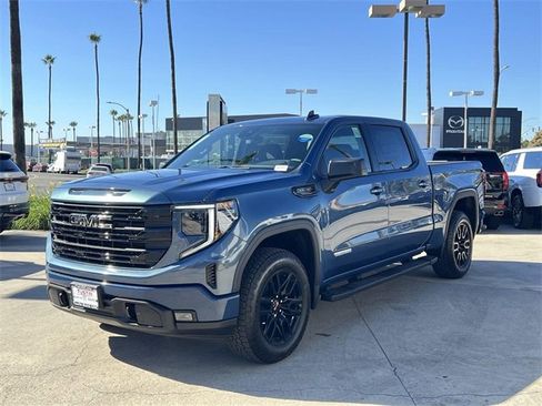 New 2026 GMC Sierra 1500 Elevation w/ LPO, Elevation Black Package image 6