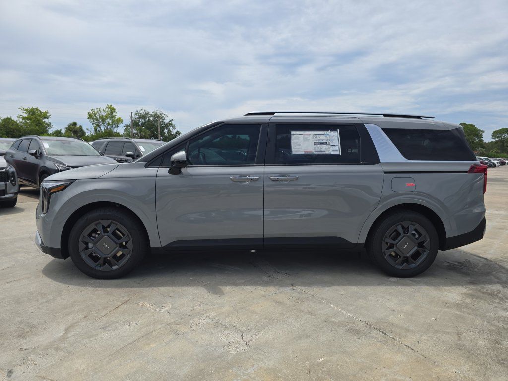 New 2026 Kia Carnival EX FWD image 5