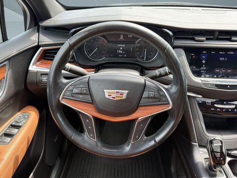Used 2021 Cadillac XT5 Premium Luxury w/ LPO, Floor Liner Package AWD/4WD image 25