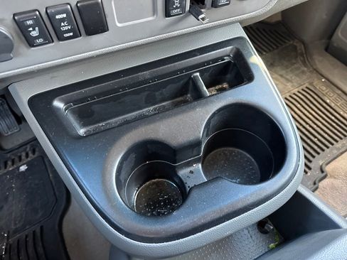 Used 2013 Nissan NV 3500 SL w/ Technology Pkg image 41