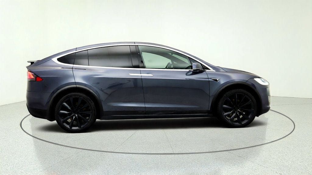 Used 2020 Tesla Model X Long Range AWD/4WD image 4