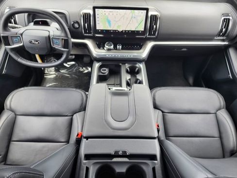 New 2026 Ford Expedition Platinum w/ Stealth Performance Package AWD/4WD image 12