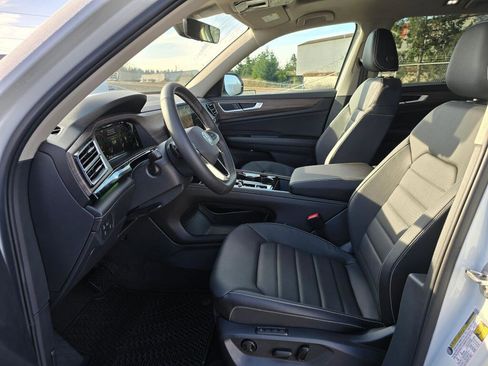 New 2026 Volkswagen Atlas SEL image 19