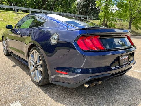 Used 2019 Ford Mustang GT Premium RWD image 37