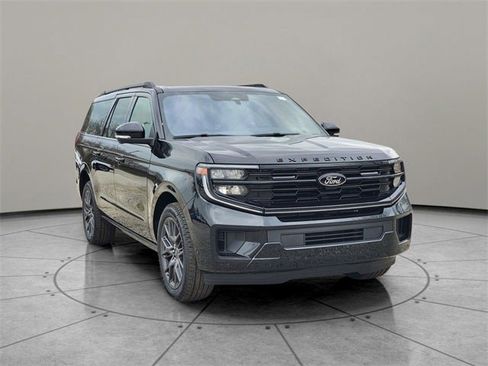 New 2025 Ford Expedition Max Platinum w/ Stealth Performance Package image 14