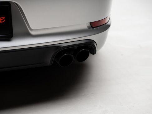 Used 2018 Porsche 911 Carrera RWD image 32