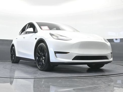 Used 2022 Tesla Model Y Long Range AWD/4WD image 62