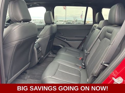 New 2026 Jeep Cherokee Overland image 12