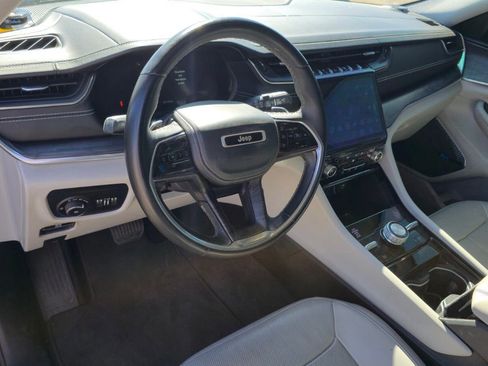 Used 2022 Jeep Grand Cherokee L Overland w/ MOPAR Finishing Package image 7