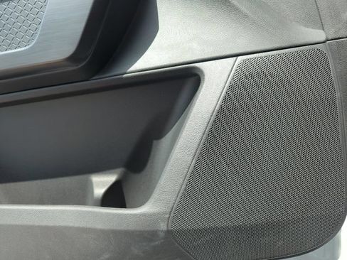 Certified 2026 Nissan Pathfinder SL w/ SL Premium Package FWD image 35