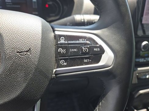 Used 2024 RAM ProMaster 3500 w/ Delivery Van Package image 38