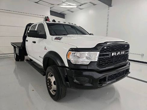 Used 2022 RAM 5500 Tradesman w/ Max Tow Package AWD/4WD image 4