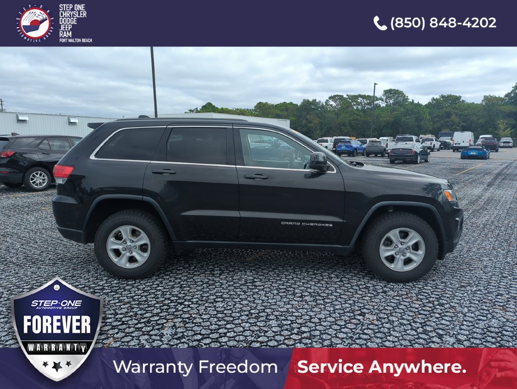 Used 2016 Jeep Grand Cherokee Laredo AWD/4WD image 7