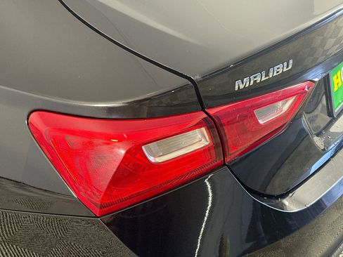 Used 2023 Chevrolet Malibu LT image 36