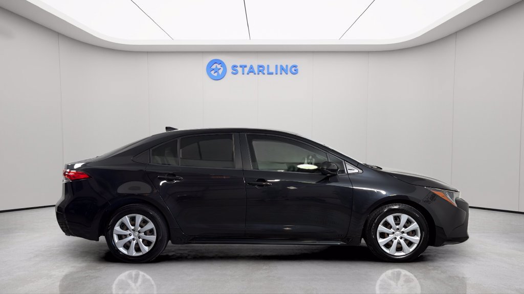 Used 2021 Toyota Corolla LE FWD image 12