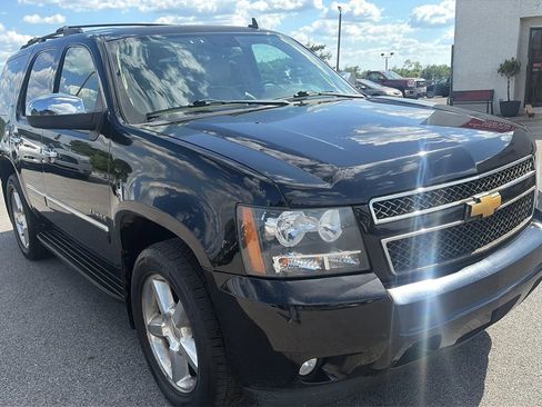 Used 2013 Chevrolet Tahoe LTZ AWD/4WD image 23